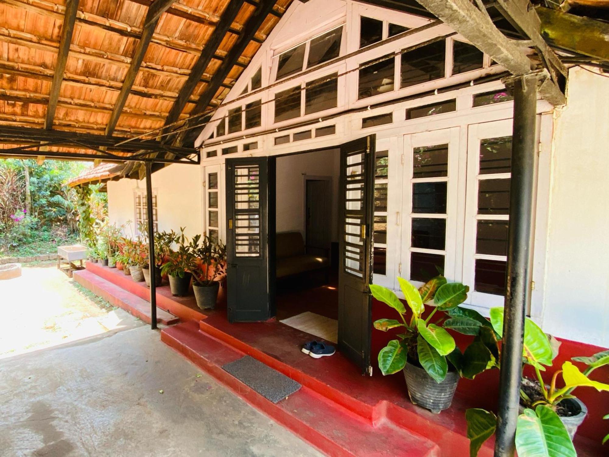 Coorg Daffodil Guesthouse Madikeri Ngoại thất bức ảnh